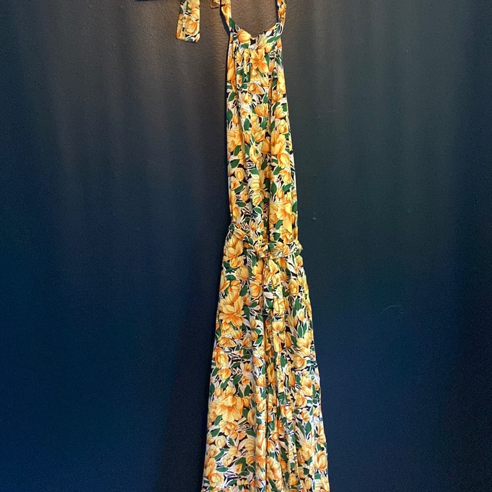 NWT floral tie neck maxi